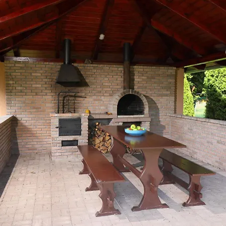 Akazie By Interhome * Балатонмариафюрдё