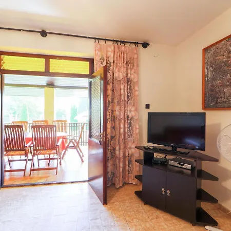 Akazie By Interhome * Балатонмариафюрдё